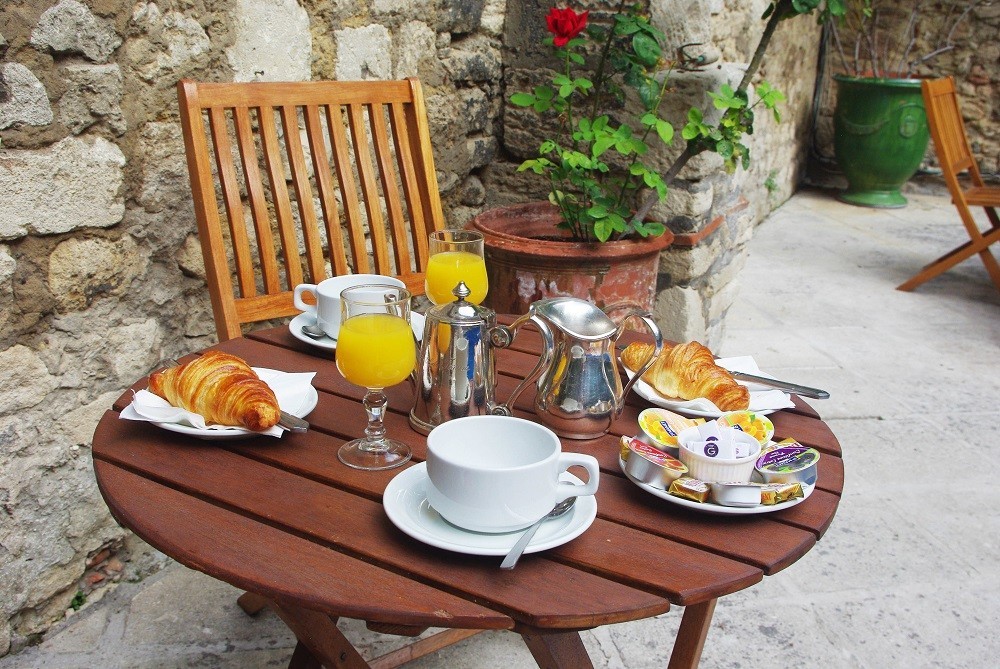 Continental breakfast кресло